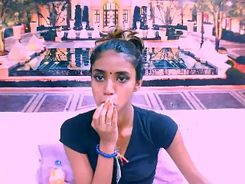 Snapshot of IndianSexySlender chatting on February 2025 12:00:02 PM IndianSexySlender online show from February 2025 12:00:02 PM