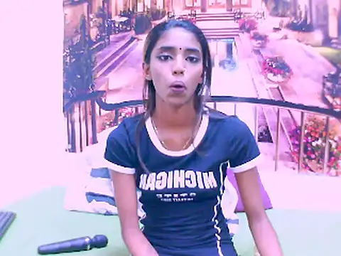 Snapshot of IndianSexySlender chatting on February 2025 12:58:01 PM IndianSexySlender online show from February 2025 12:58:01 PM