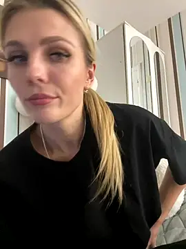 Snapshot of Liya_my chatting on September 2025 04:34:01 PM Liya my online show from September 2025 04:34:01 PM