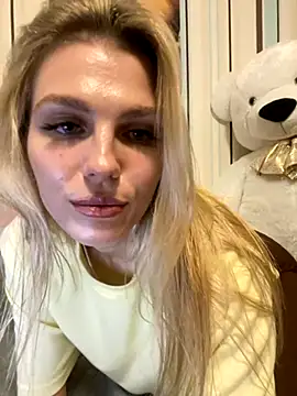 Snapshot of Liya_my chatting on November 2025 05:12:01 PM Liya my online show from November 2025 05:12:01 PM