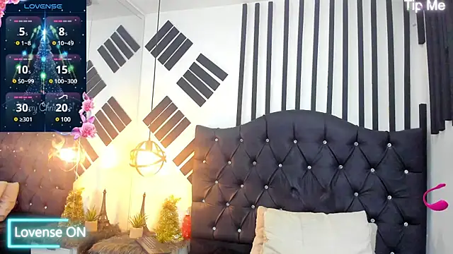 AllisonsweetZ online show from December 2024 02:16:01 AM