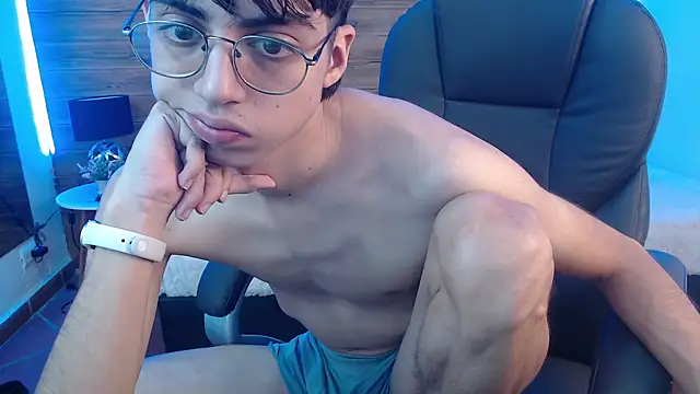jhoellx online show from December 2024 03:48:02 PM