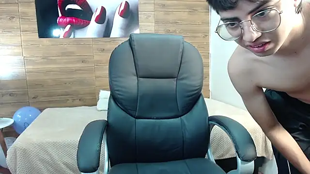 jhoellx online show from October 2025 12:59:01 PM