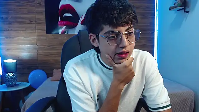 jhoellx online show from October 2025 07:47:02 PM