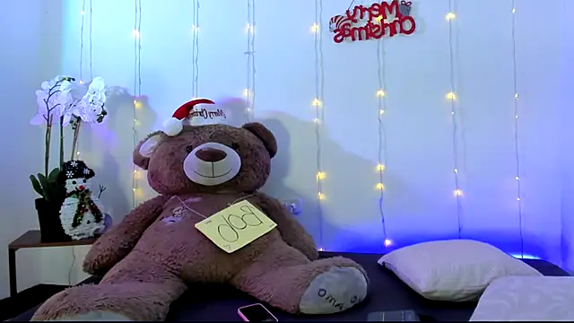 kendal scott1 online show from December 2024 10:37:01 PM