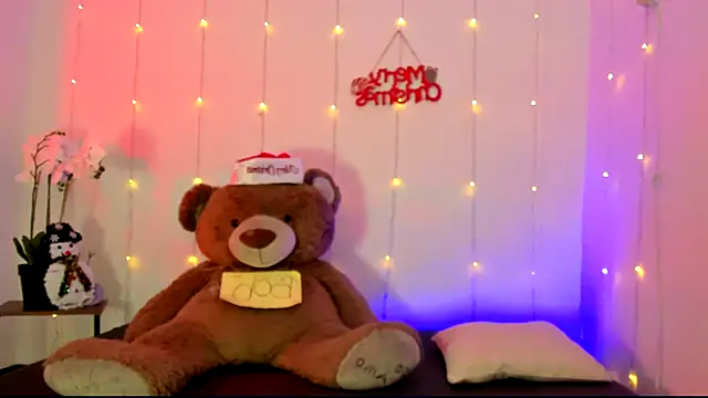kendal scott1 online show from December 2024 10:24:01 PM