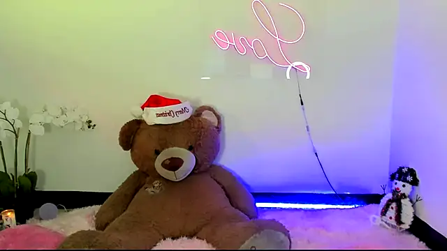 kendal scott1 online show from December 2024 09:06:02 PM
