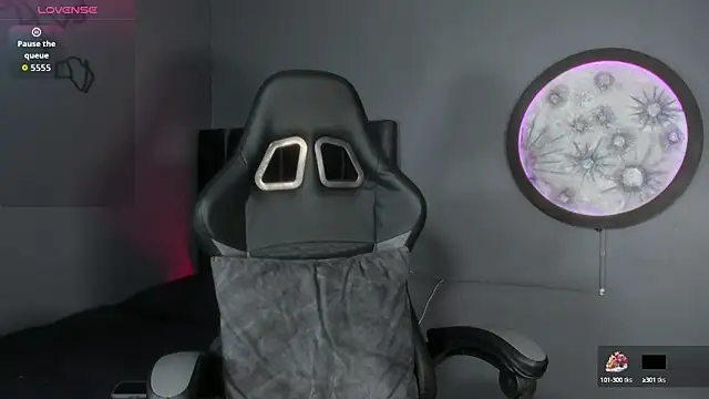 Snapshot of khriss_brown chatting on September 2025 09:18:01 PM khriss brown online show from September 2025 09:18:01 PM