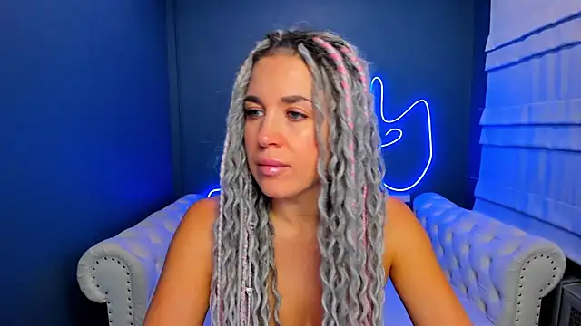 rock n roxy online show from October 2025 01:17:02 AM