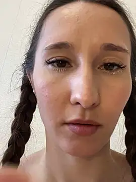 cutte dora online show from February 2025 01:52:02 PM