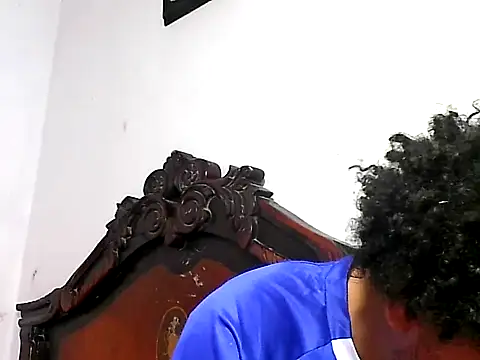 Snapshot of maick5- chatting on October 2025 06:54:01 PM maick5- online show from October 2025 06:54:01 PM