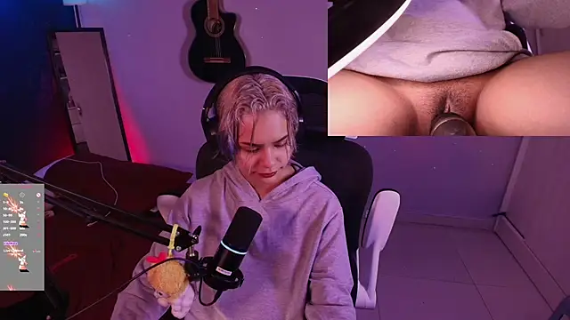 marlena3312 online show from October 2025 02:41:02 PM