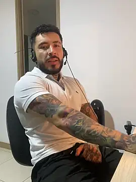 LeoSalvatore  online show from December 2024 05:47:02 AM
