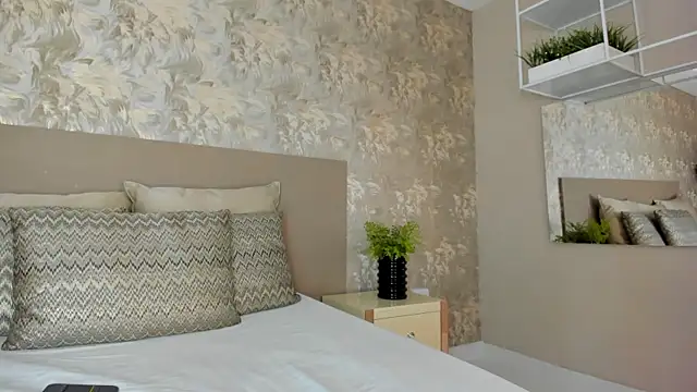 Snapshot of JadaKai chatting on November 2025 01:04:02 AM JadaKai online show from November 2025 01:04:02 AM