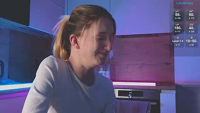 Fellissa online show from December 2024 07:07:01 PM