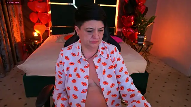 MilaSkyy online show from February 2025 03:12:01 AM