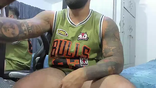 Lyon vach online show from December 2024 06:14:01 PM