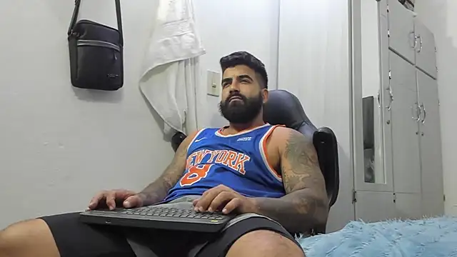 Lyon vach online show from January 2025 04:04:01 AM