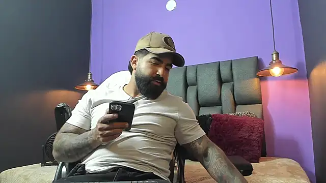 Lyon vach online show from September 2025 12:54:02 AM