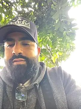 Lyon vach online show from September 2025 04:45:01 PM