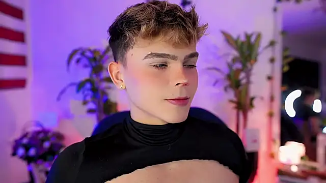 Snapshot of PRINCE_STEV chatting on October 2025 10:30:01 PM PRINCE STEV online show from October 2025 10:30:01 PM