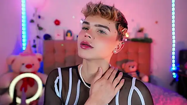 Snapshot of PRINCE_STEV chatting on October 2025 06:18:01 PM PRINCE STEV online show from October 2025 06:18:01 PM