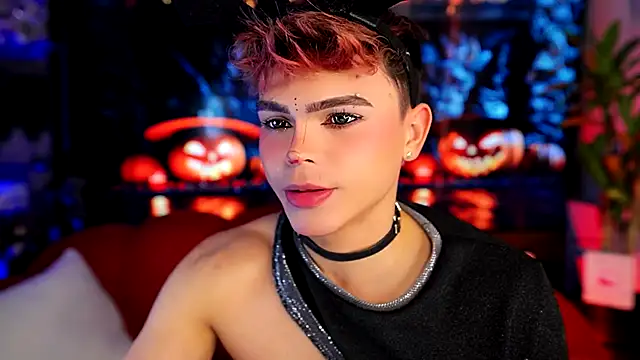 Snapshot of PRINCE_STEV chatting on October 2025 08:53:02 PM PRINCE STEV online show from October 2025 08:53:02 PM