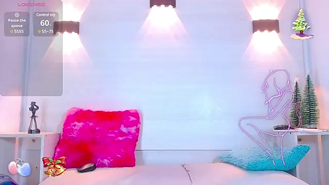 Snapshot of Molly_Spears chatting on January 2025 12:04:02 PM Molly Spears online show from January 2025 12:04:02 PM