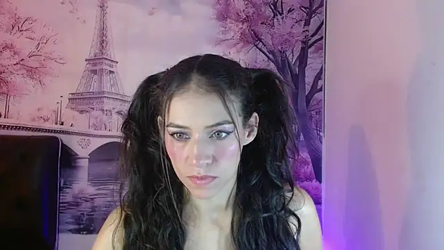 daniela rivasth online show from March 2025 06:00:02 AM
