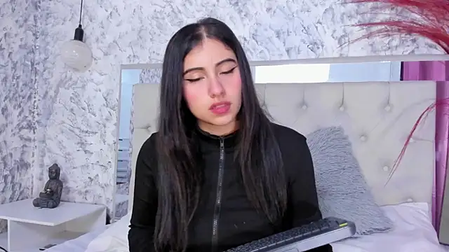 Snapshot of Megan_rossee chatting on October 2025 11:21:02 AM Megan rossee online show from October 2025 11:21:02 AM