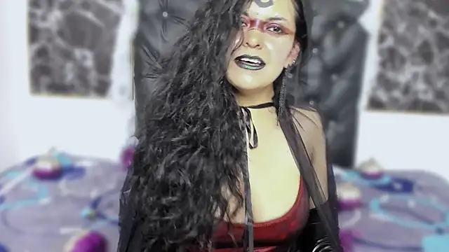 scarlett w0lf online show from October 2025 05:14:01 PM