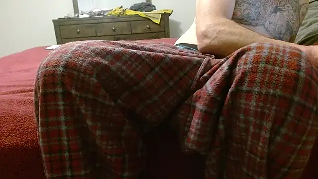 overaveragefreak4you online show from February 2025 05:01:01 AM