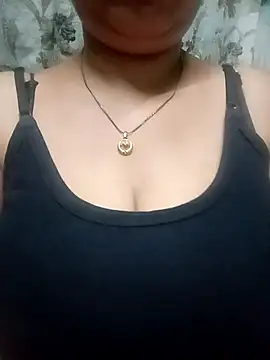 Snapshot of sajida34 chatting on October 2025 11:27:02 PM sajida34 online show from October 2025 11:27:02 PM