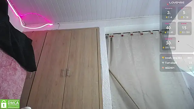 Snapshot of Candy_sr chatting on December 2024 05:43:01 PM Candy sr online show from December 2024 05:43:01 PM