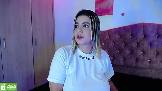 Snapshot of Candy_sr chatting on March 2025 03:39:01 PM Candy sr online show from March 2025 03:39:01 PM