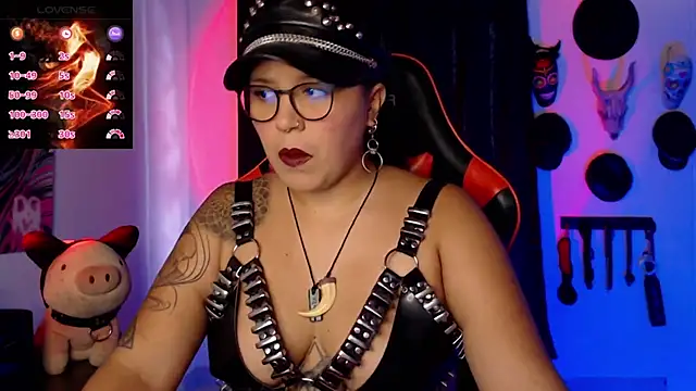 Snapshot of LilithSharon chatting on September 2025 04:45:01 PM LilithSharon online show from September 2025 04:45:01 PM