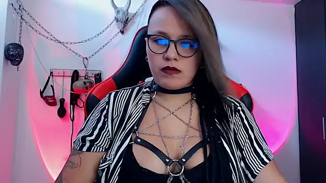 Snapshot of LilithSharon chatting on September 2025 04:12:02 PM LilithSharon online show from September 2025 04:12:02 PM