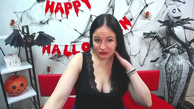 Snapshot of TayaBoret chatting on October 2025 05:25:01 PM TayaBoret online show from October 2025 05:25:01 PM