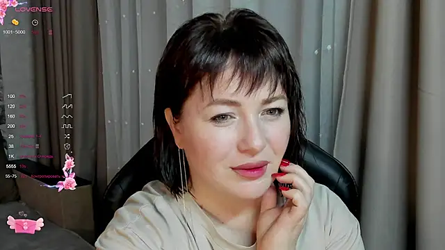 Snapshot of Victoria_Di chatting on September 2025 03:06:02 PM Victoria Di online show from September 2025 03:06:02 PM