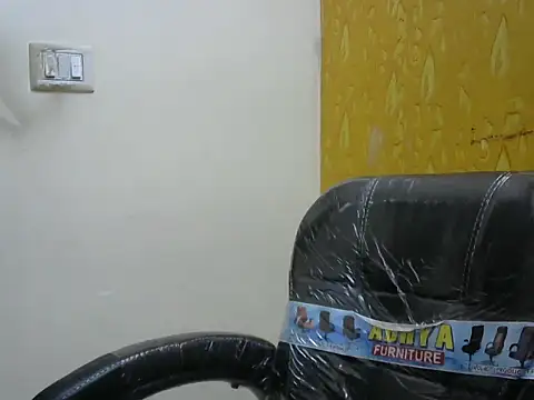 l l ish online show from October 2025 08:15:02 AM