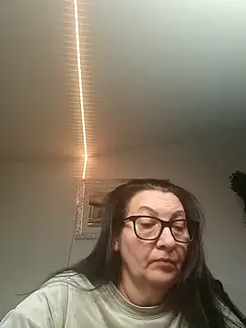 Snapshot of Genoveva73sexy chatting on December 2024 01:45:02 PM Genoveva73sexy online show from December 2024 01:45:02 PM