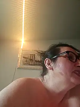 Snapshot of Genoveva73sexy chatting on March 2025 03:20:01 PM Genoveva73sexy online show from March 2025 03:20:01 PM