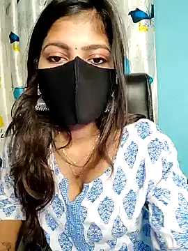 Reena Singh53 online show from January 2025 01:32:01 PM