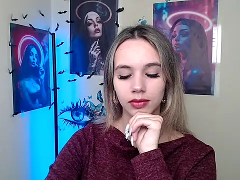 Snapshot of _StAcY chatting on September 2025 12:10:02 PM StAcY online show from September 2025 12:10:02 PM