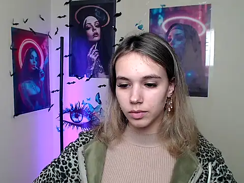 Snapshot of _StAcY chatting on October 2025 12:58:01 PM StAcY online show from October 2025 12:58:01 PM