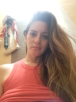 Hanny 24 online show from February 2025 12:16:02 PM