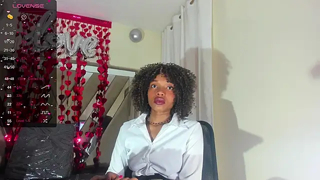 sara williams01 online show from February 2025 01:19:02 PM