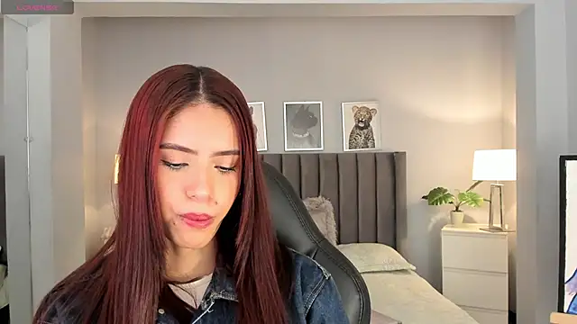 Madie  collins online show from December 2024 11:54:02 AM
