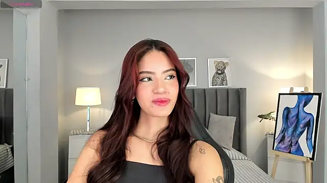 Madie  collins online show from December 2024 11:38:02 AM