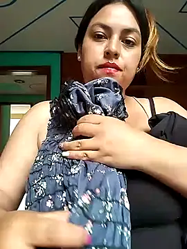 DULCE  26 online show from February 2025 12:05:02 PM